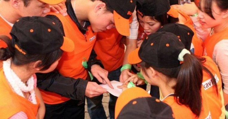 Giải câu đố logic