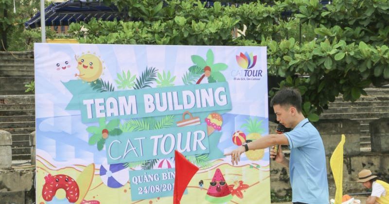 Top 30 mẫu Backdrop Team Building đẹp, độc đáo năm 2026