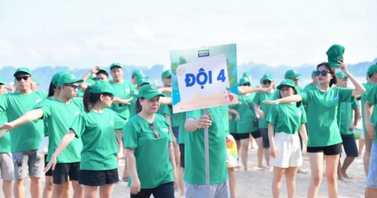 Team building đông người