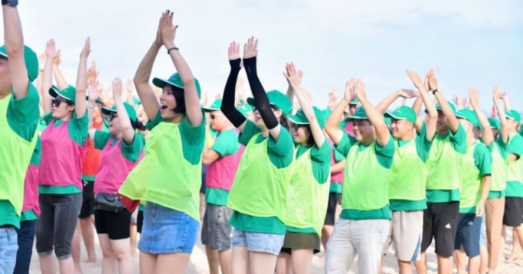 Tham gia trò chơi team building