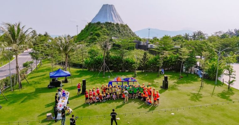 kịch bản team building tại resort cần được thiết kế hợp lý để tận dụng tối đa không gian