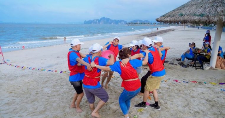 Tham gia trò chơi trên biển